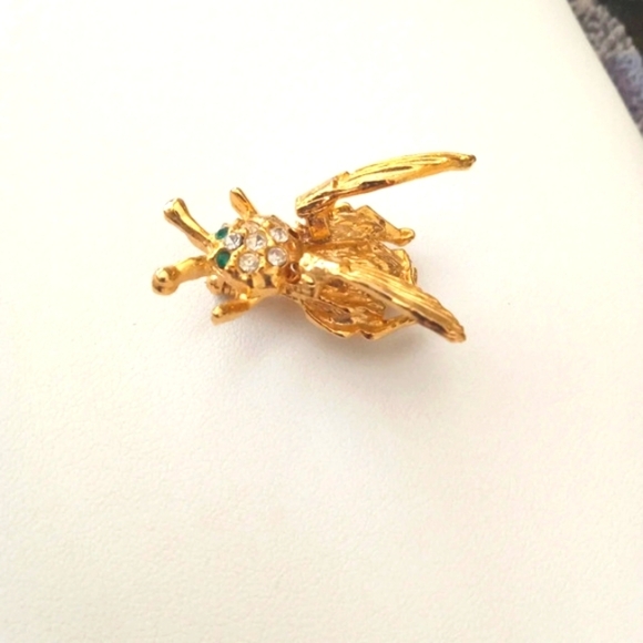 Bee Brooch Rhinestones Wings Move Green Rhinestone Eyes Fly 1980s 1.5" Insect - Picture 6 of 6